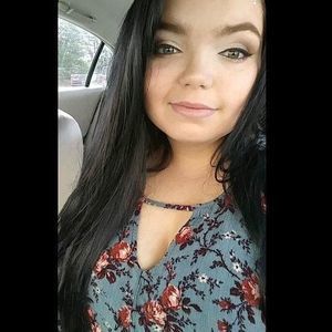 Meet your Posher, Haley